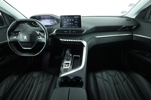 Peugeot 3008 image 8
