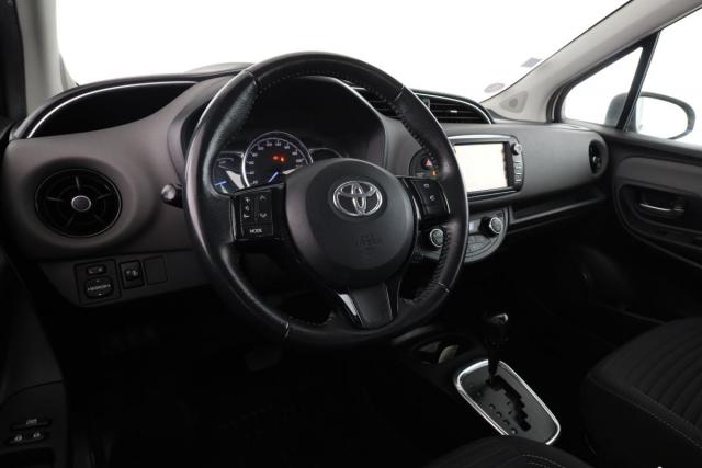 Toyota Yaris image 6