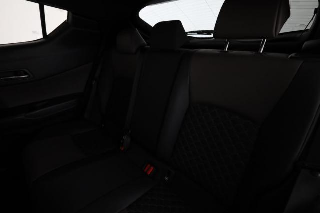 Toyota C-Hr image 4
