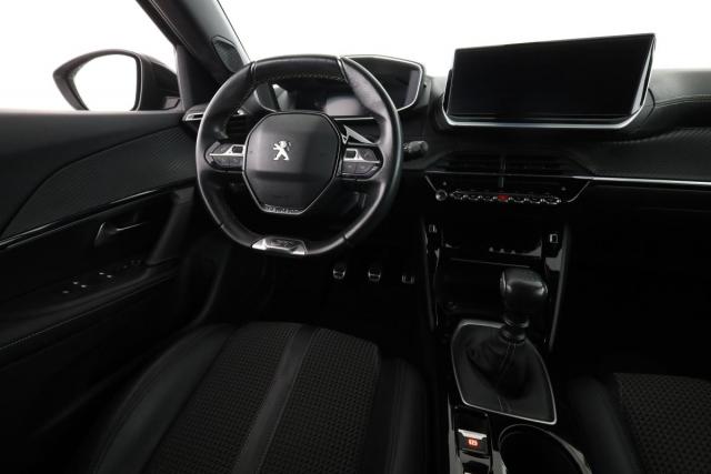 Peugeot 2008 image 7