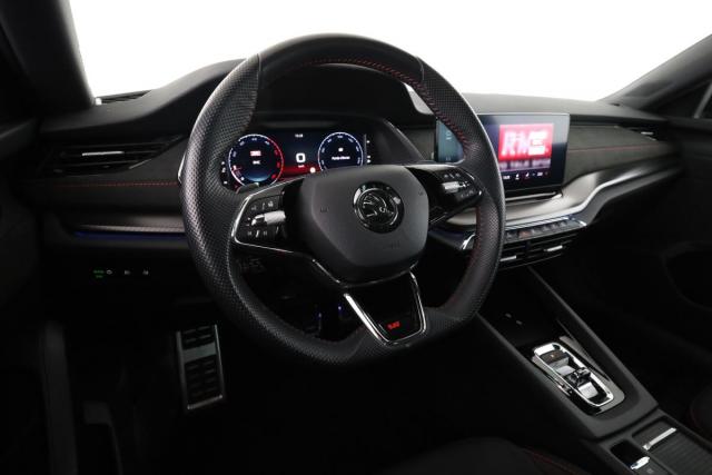 Skoda Octavia image 6