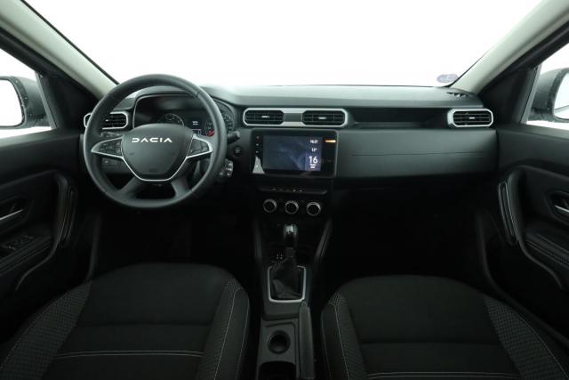 Dacia Duster image 9