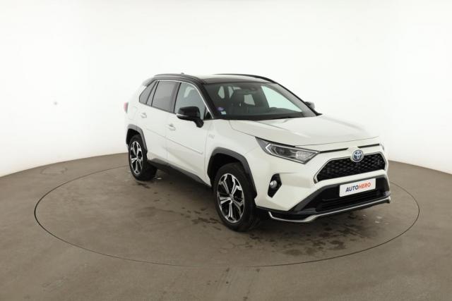 Toyota Rav4 image 2