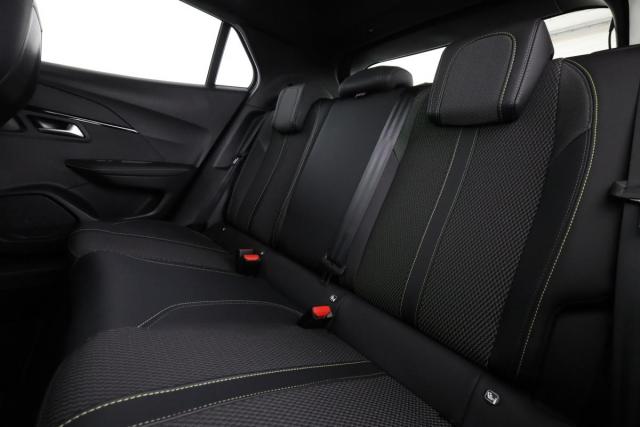 Peugeot 2008 image 9