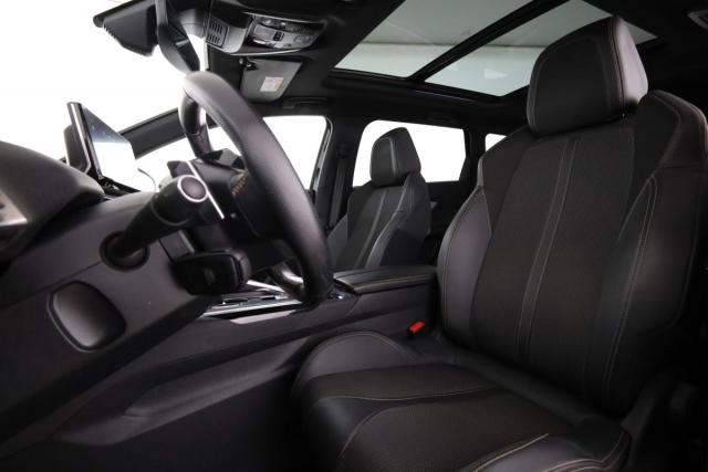 Peugeot 5008 image 3