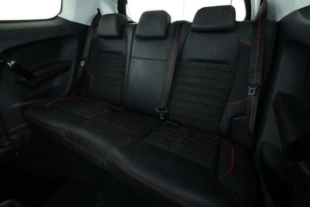 Peugeot 208 image 5