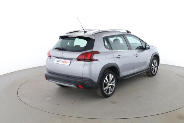 Peugeot 2008 image 3