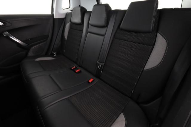 Peugeot 2008 image 7