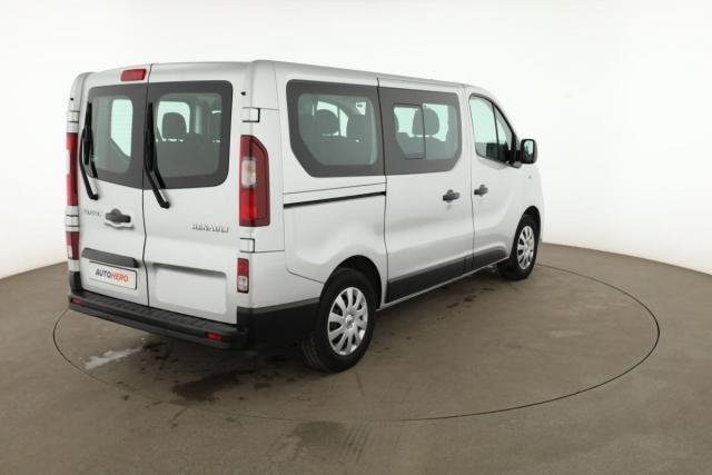 Renault Trafic image 8