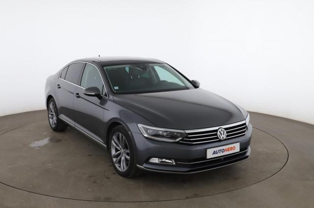 Volkswagen Passat image 3