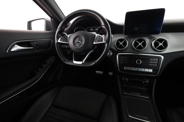 Mercedes Benz Gla image 5