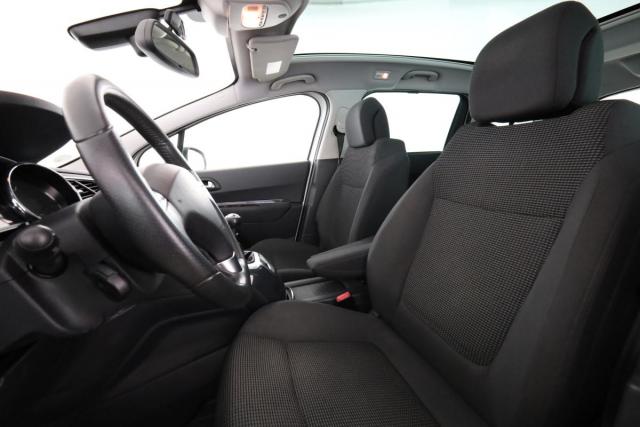 Peugeot 5008 image 4