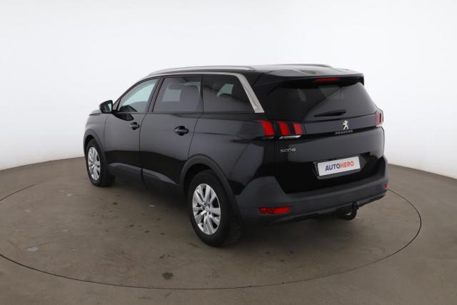 Peugeot 5008 image 9