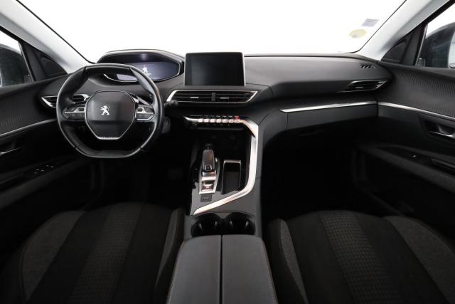 Peugeot 5008 image 6