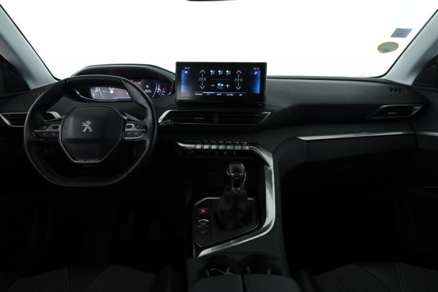 Peugeot 5008 image 8