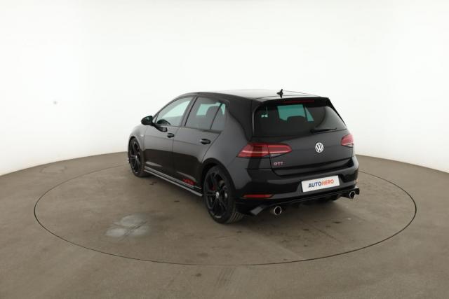 Volkswagen Golf image 6