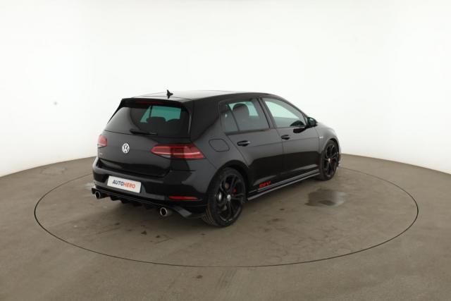 Volkswagen Golf image 1