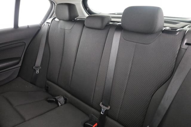 Bmw Série 1 image 8