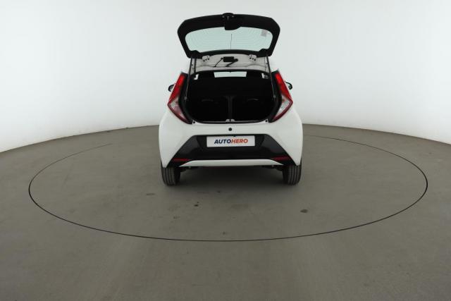 Toyota Aygo image 8