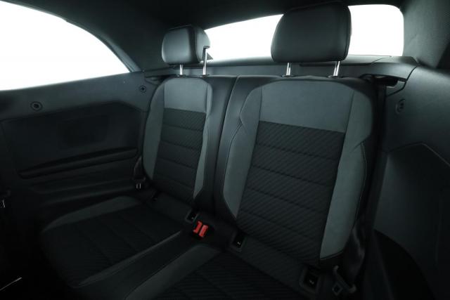 Volkswagen T-Roc image 1