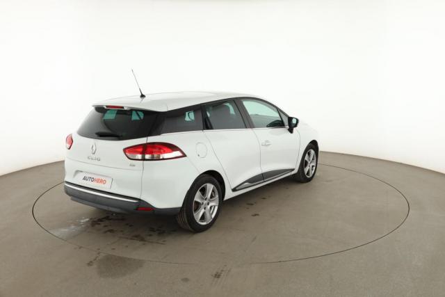 Renault Clio Estate image 9
