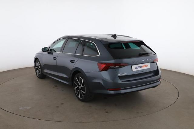 Skoda Octavia image 4