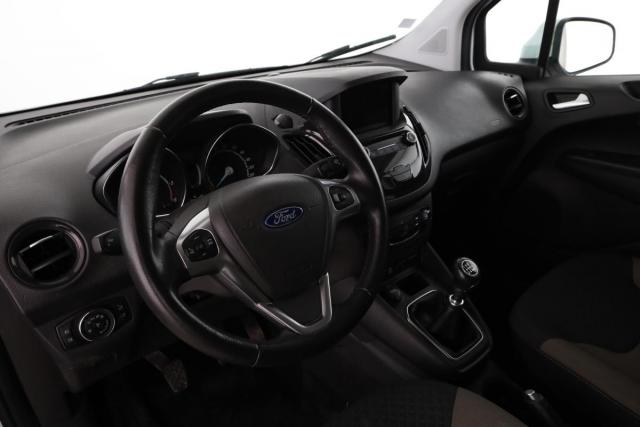Ford Tourneo image 2