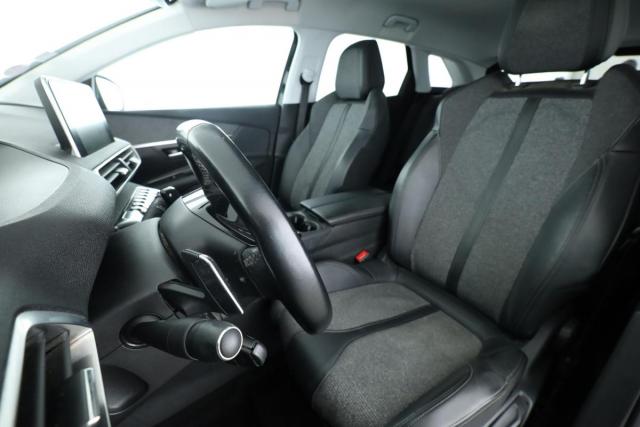 Peugeot 3008 image 4
