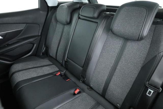 Peugeot 3008 image 7