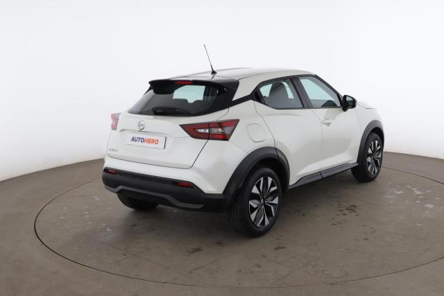 Nissan Juke image 6