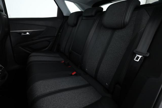 Peugeot 3008 image 9