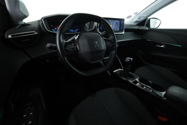 Peugeot 208 image 1