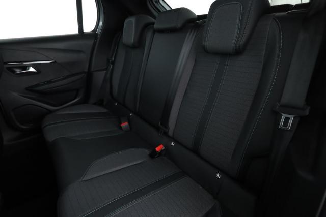 Peugeot 208 image 7