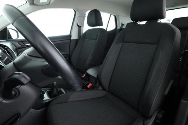 Volkswagen T-Cross image 4