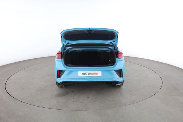 Volkswagen T-Roc image 2