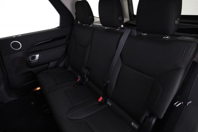 Land Rover Discovery image 3