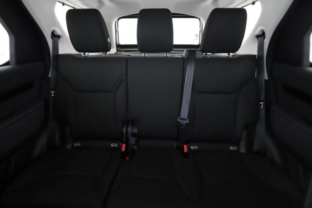 Land Rover Discovery image 4