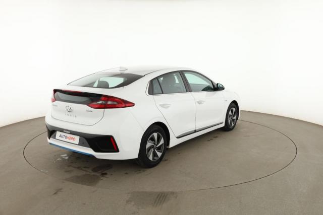 Hyundai Ioniq image 9