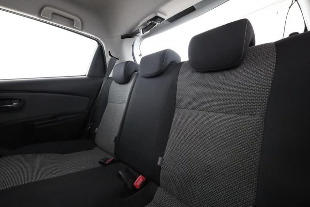 Toyota Yaris image 8