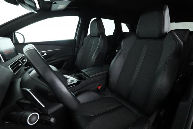 Peugeot 3008 image 4
