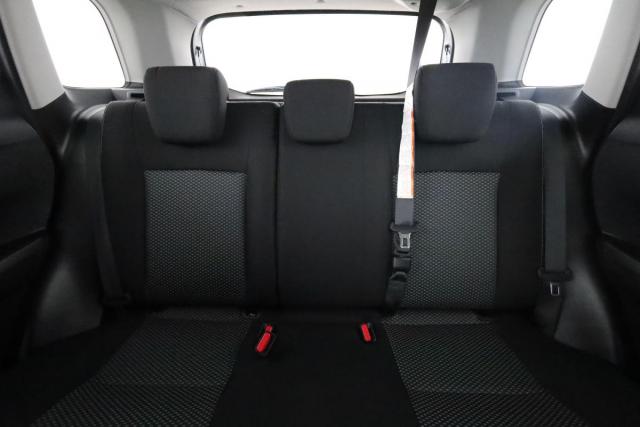 Suzuki Vitara image 7