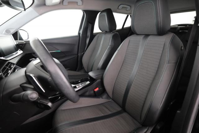 Peugeot 2008 image 7