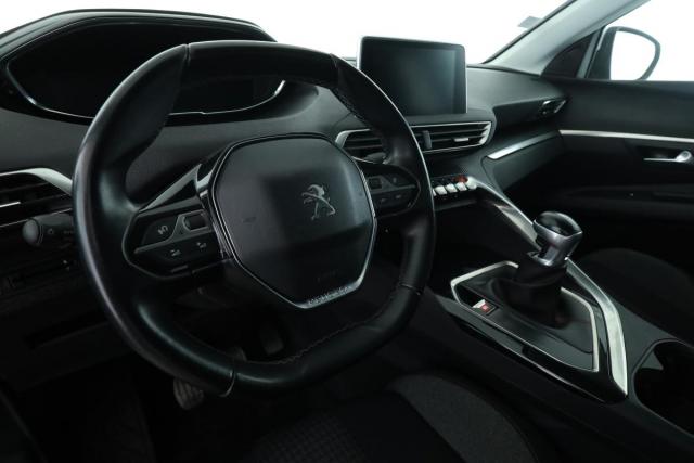 Peugeot 3008 image 3