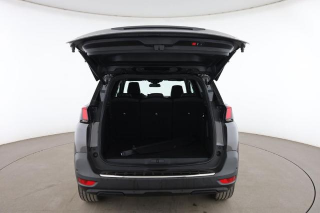 Peugeot 5008 image 4