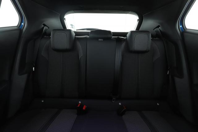 Peugeot 2008 image 3