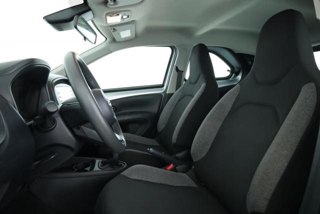 Toyota Aygo X image 7