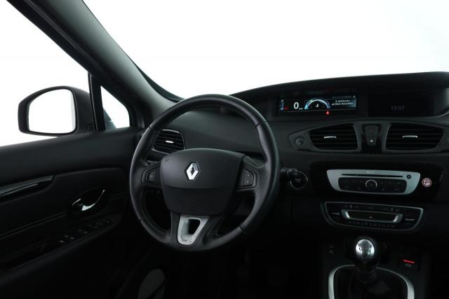 Renault Grand Scénic image 6