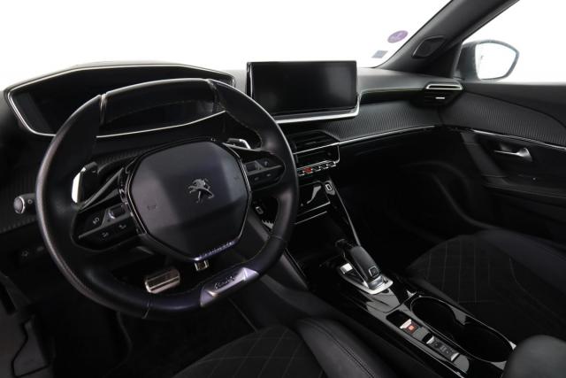 Peugeot 2008 image 3