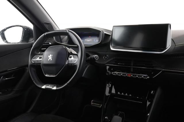 Peugeot 2008 image 7