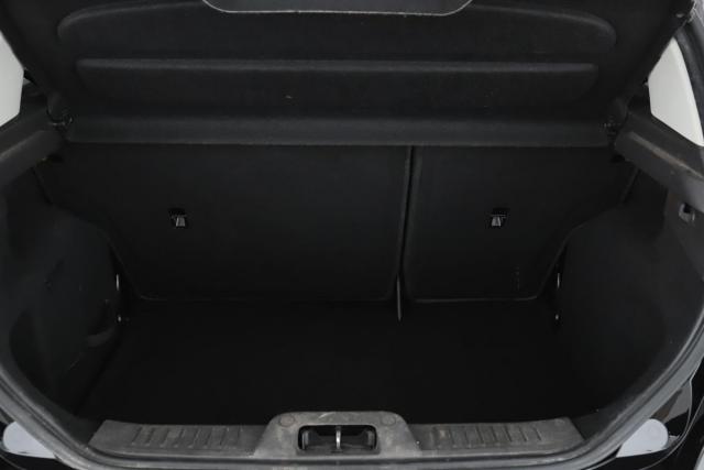 Ford Fiesta image 6